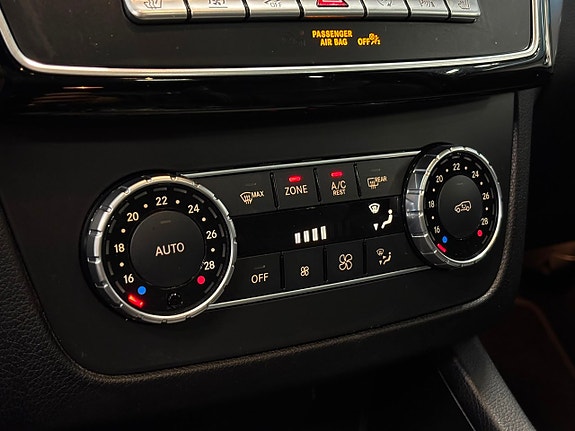 Mercedes-Benz GLE350 d 24 of 30