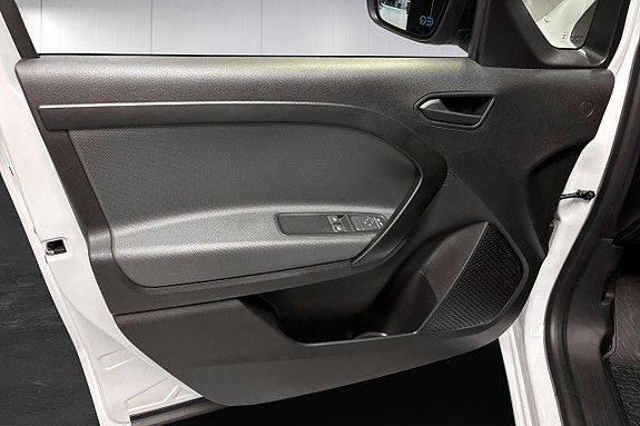 Mercedes-Benz eCitan 12 of 17