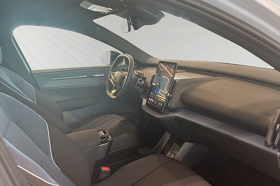 Volvo EX30 9 of 21