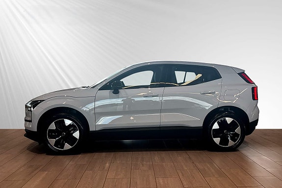 Volvo EX30 2 of 21