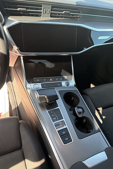 Audi A6 12 of 12