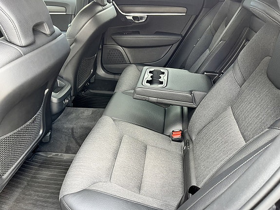 Volvo V90 Cross Country 9 of 9