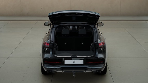 Audi Q9 8 of 11