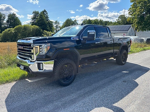 GMC Sierra 2 of 5