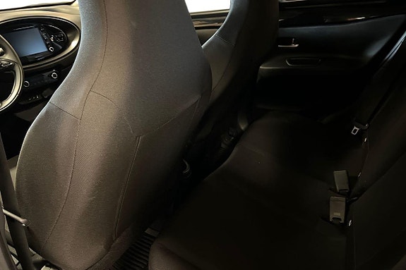 Toyota Aygo X 13 of 21