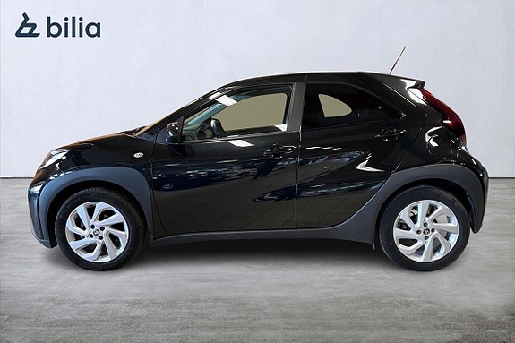 Toyota Aygo X 3 of 21