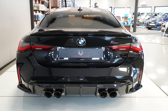 BMW M4 5 of 15