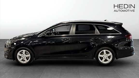 Kia Ceed 2 of 18
