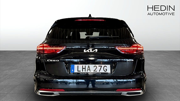 Kia Ceed 4 of 18