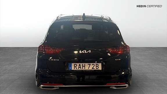Kia Ceed 4 of 18