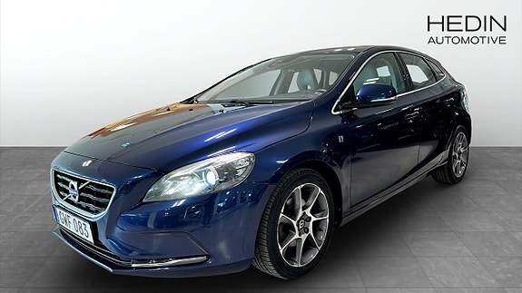 Volvo V40 5 of 9