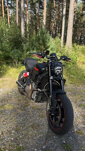 INDIAN FTR 1200 2 of 5