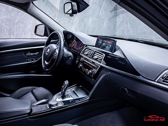 BMW 320 13 of 30