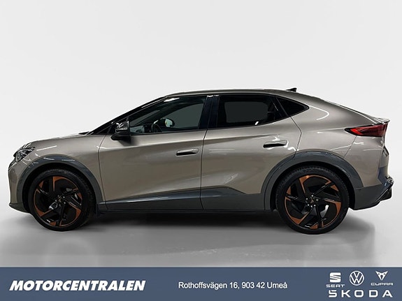 Cupra Tavascan 2 of 22