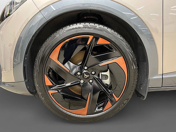 Cupra Tavascan 16 of 22