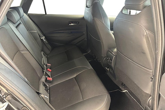 Toyota Corolla 9 of 21