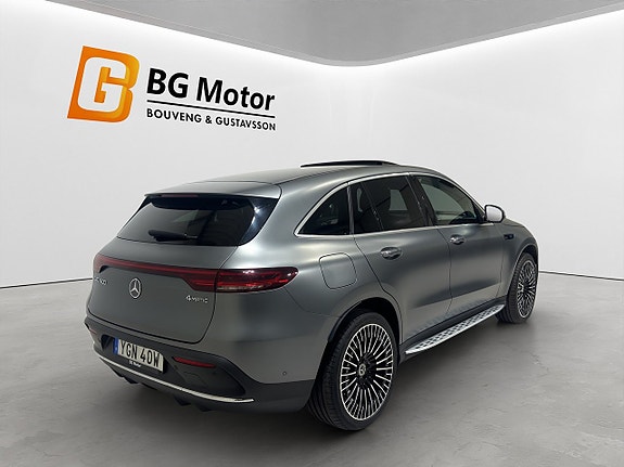 Mercedes-Benz EQC400 4 of 22