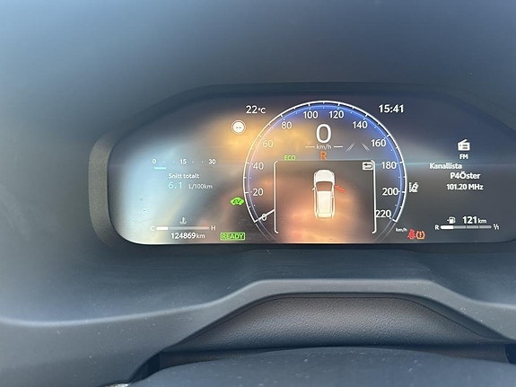 Toyota RAV4 12 of 12