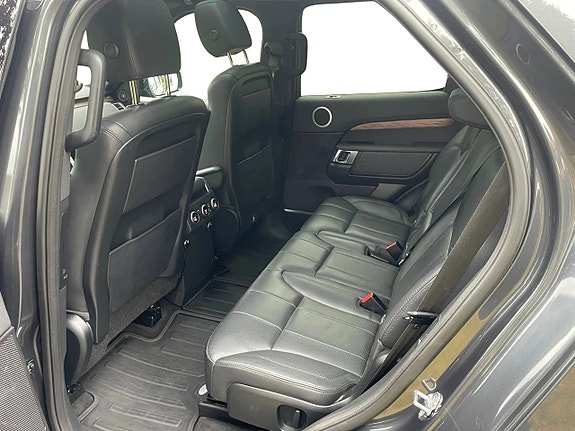 Land Rover Discovery 12 of 23