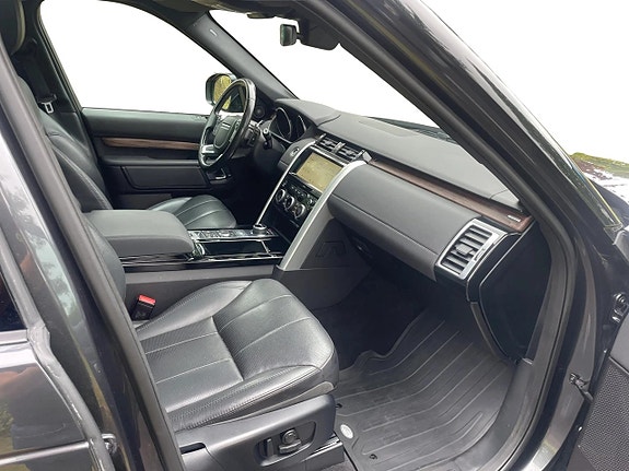 Land Rover Discovery 11 of 23