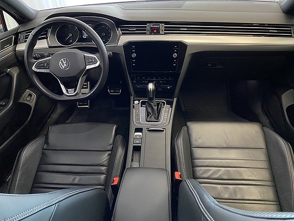 Volkswagen Passat 6 of 13