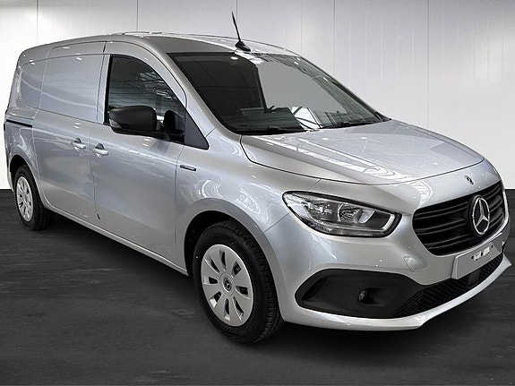 Mercedes-Benz eCitan 2 of 16