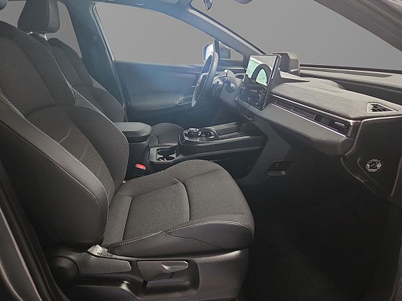 Toyota C-HR 7 of 11