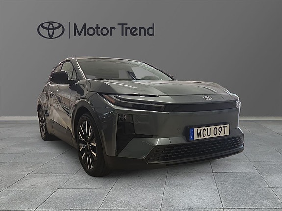 Toyota C-HR 6 of 11