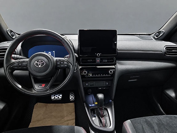 Toyota Yaris Cross 9 of 17