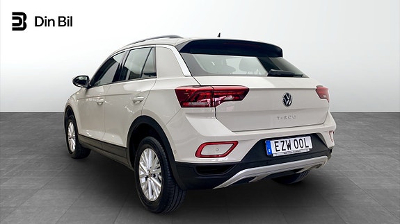 Volkswagen T-Roc 3 of 13