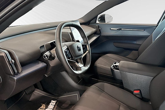 Volvo EX30 6 of 30