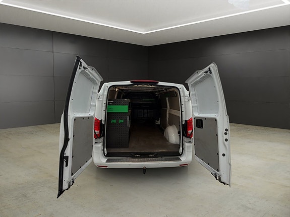 Mercedes-Benz Vito 119 12 of 30