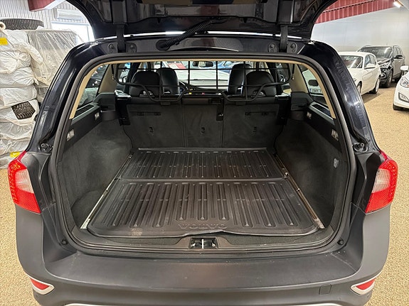 Volvo XC70 17 of 17