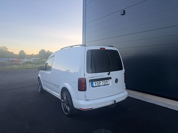 Volkswagen Caddy 4 of 13