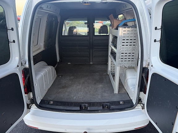 Volkswagen Caddy 9 of 13