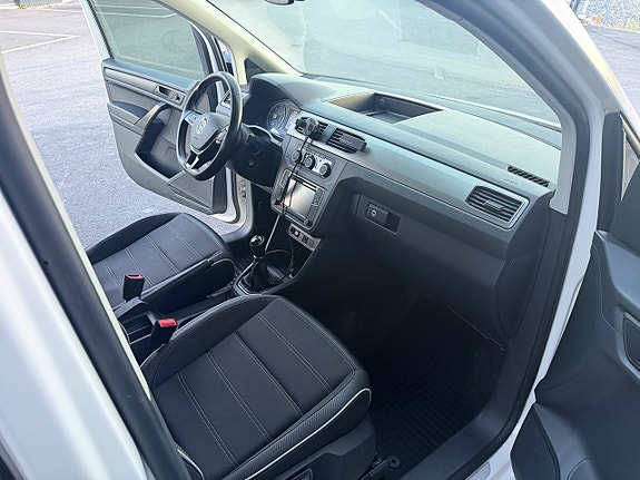 Volkswagen Caddy 12 of 13