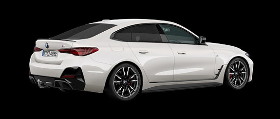 BMW i4 3 of 5