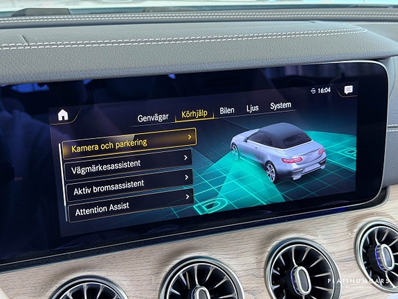 Mercedes-Benz E300 15 of 23