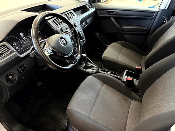Volkswagen Caddy Maxi 10 of 12