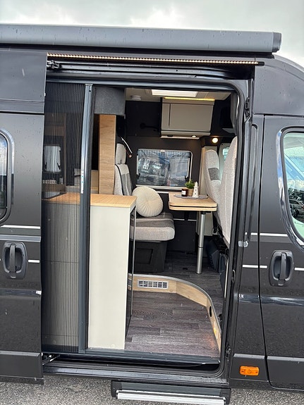 Knaus BOXTIME 630 MX Höj&sänkbar säng - Automat - Dieselpanna -Kompressorkyl 8 of 17