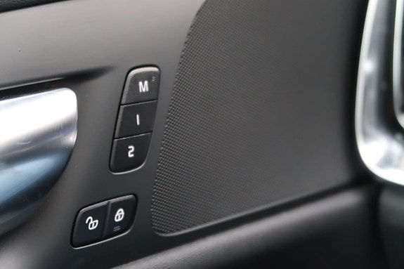 Volvo V60 12 of 22