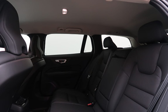 Volvo V60 5 of 22