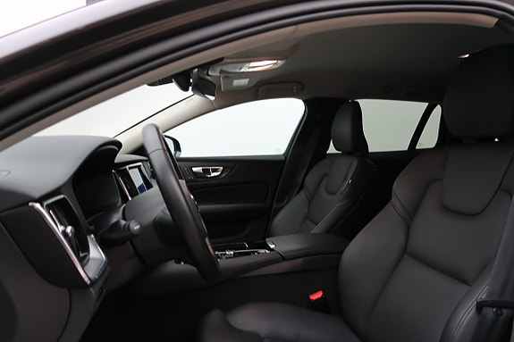 Volvo V60 4 of 22