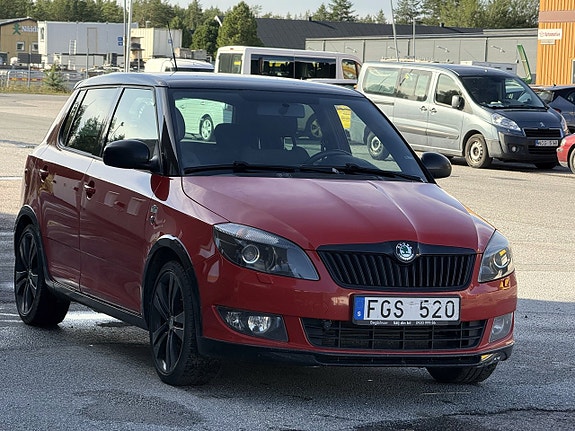 Skoda Fabia 2 of 10