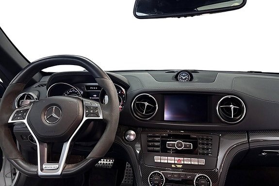 Mercedes-Benz SL63 8 of 11