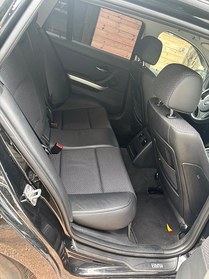 BMW 320d 6 of 8