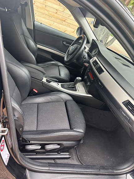 BMW 320d 5 of 8