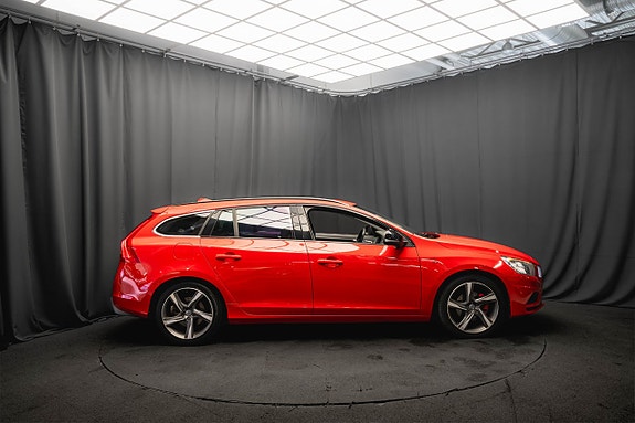 Volvo V60 5 of 21