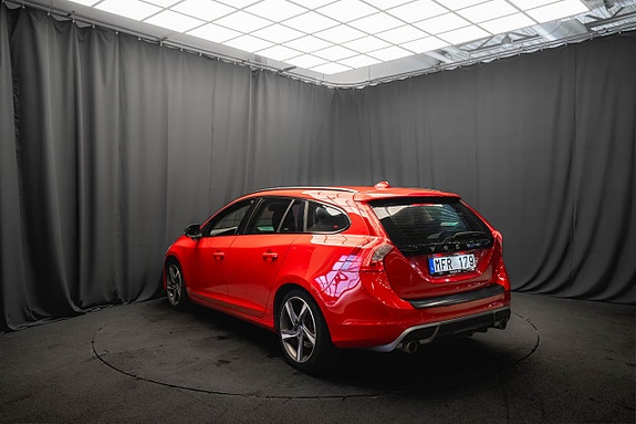 Volvo V60 8 of 21