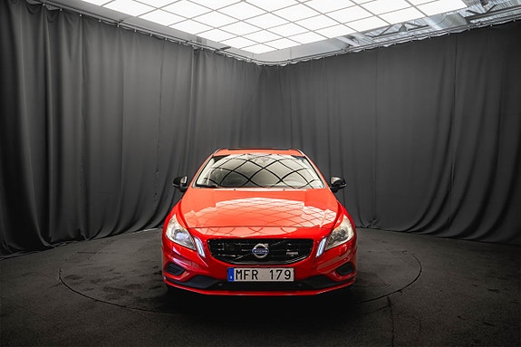Volvo V60 3 of 21
